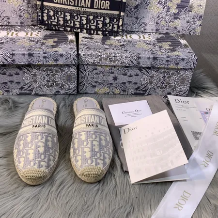 ディオール スリッパ