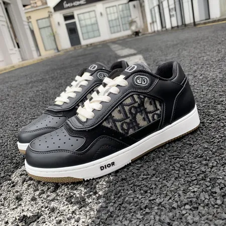 ディオール カジュアルシューズ