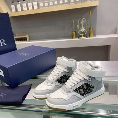 ディオール カジュアルシューズ