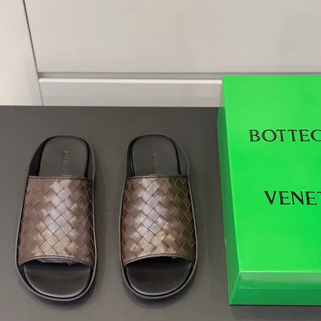 ボッテガ ヴェネタ スリッパ