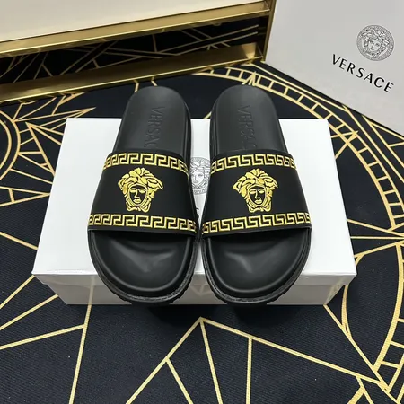 ヴェルサーチ スリッパ