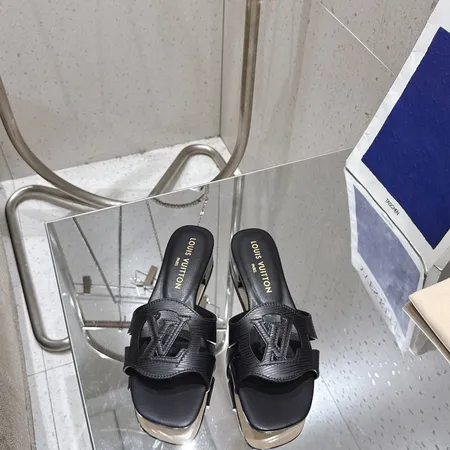 ルイヴィトン サンダル