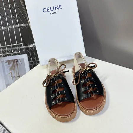 セリーヌ サンダル