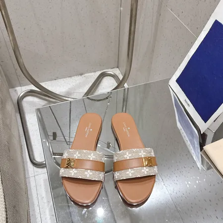 ルイヴィトン サンダル