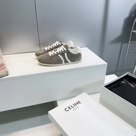 セリーヌ カジュアルシューズ