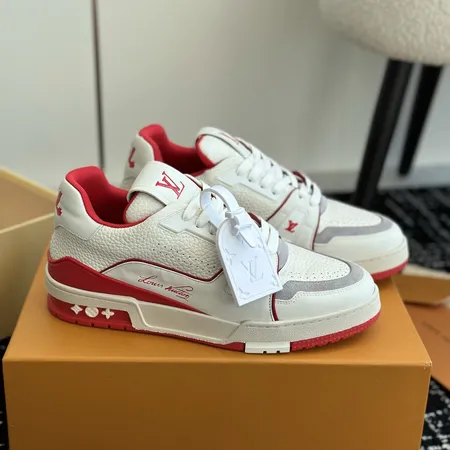 ルイヴィトン カジュアルシューズ