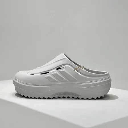 アディダス スリッパ