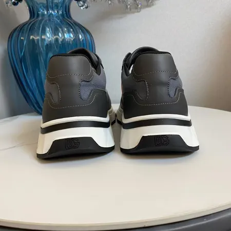 ドルチェ＆ガッバーナ スニーカー