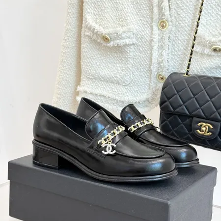 シャネル ビジネスシューズ