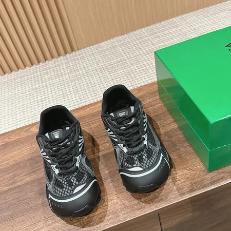 ボッテガ ヴェネタ スニーカー