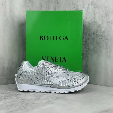 ボッテガ ヴェネタ スニーカー