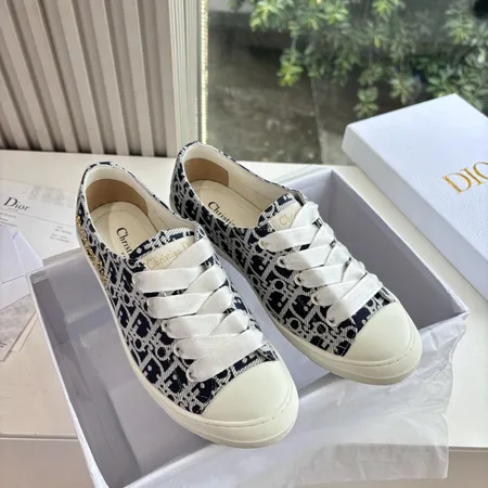 ディオール カジュアルシューズ
