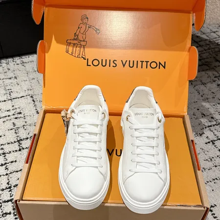 ルイヴィトン カジュアルシューズ