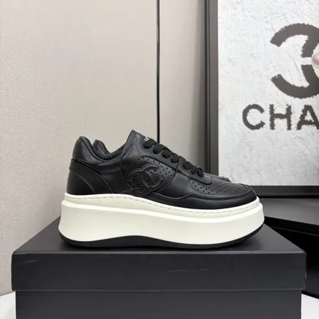 シャネル カジュアルシューズ