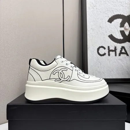 シャネル カジュアルシューズ