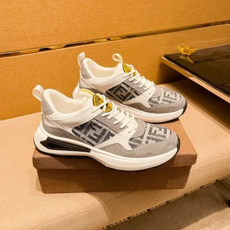 フェンディ スニーカー