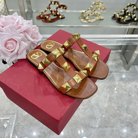 ヴァレンティノ スリッパ