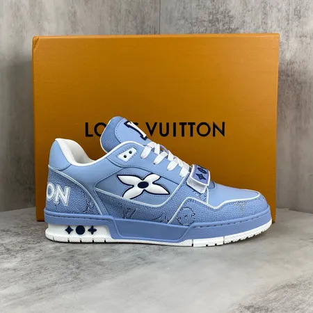 ルイヴィトン カジュアルシューズ