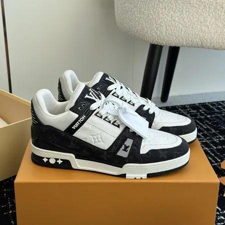 ルイヴィトン カジュアルシューズ