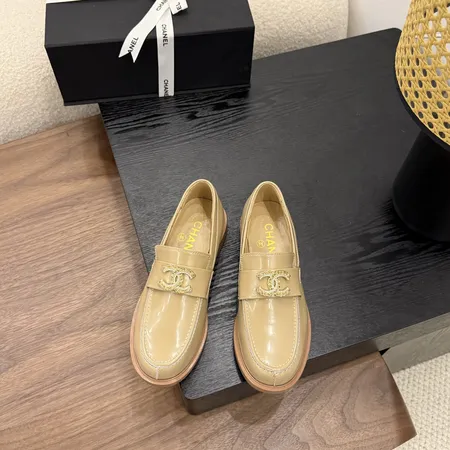 シャネル ビジネスシューズ