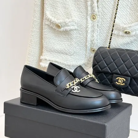 シャネル ビジネスシューズ