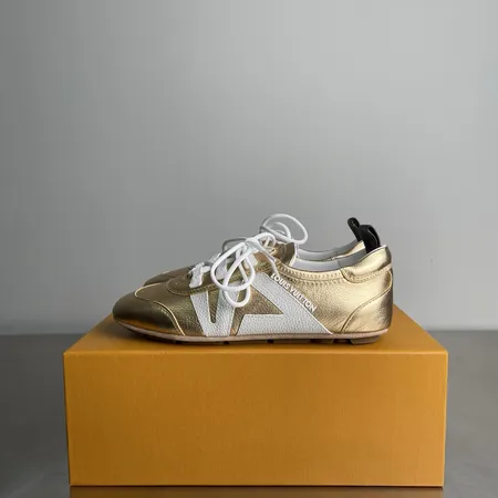 ルイヴィトン カジュアルシューズ