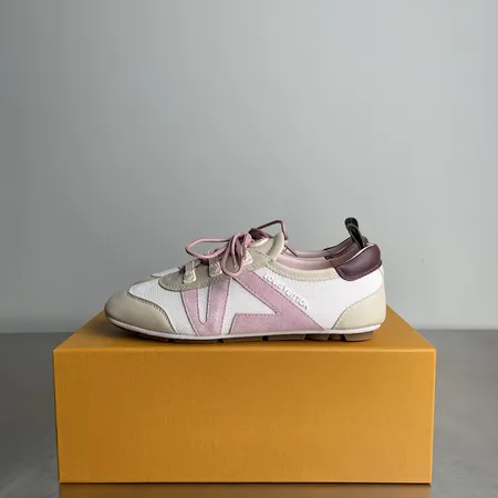 ルイヴィトン カジュアルシューズ