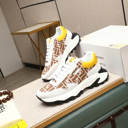 フェンディ スニーカー