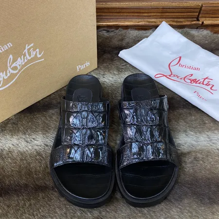 クリスチャン・ルブタン スリッパ