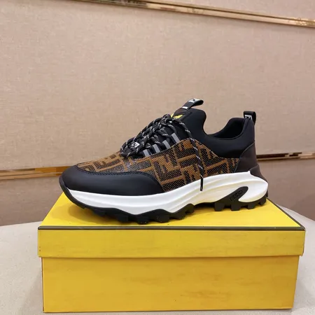 フェンディ スニーカー