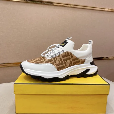 フェンディ スニーカー