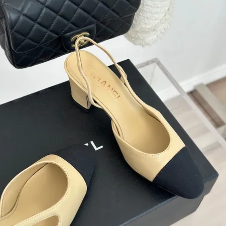 シャネル サンダル