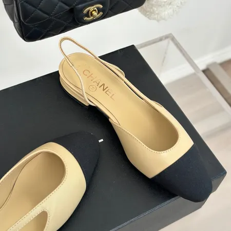 シャネル サンダル