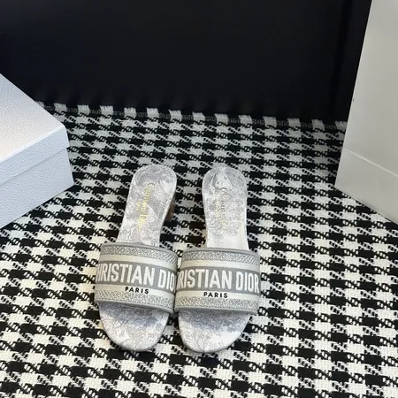 ディオール スリッパ