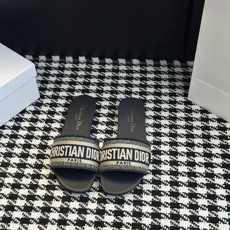 ディオール スリッパ