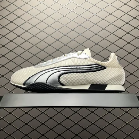 プーマ カジュアルシューズ