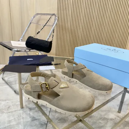 プラダ サンダル