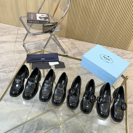 プラダ ビジネスシューズ