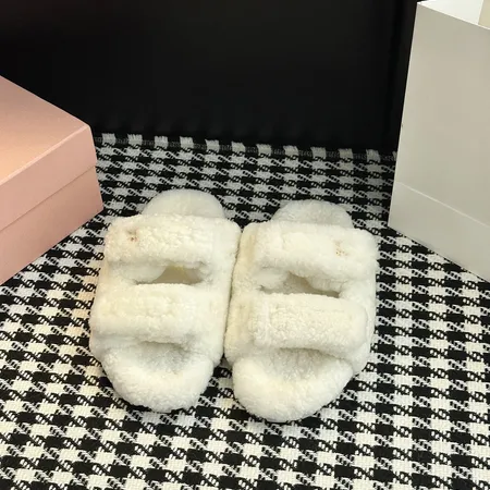 ミュウミュウ スリッパ