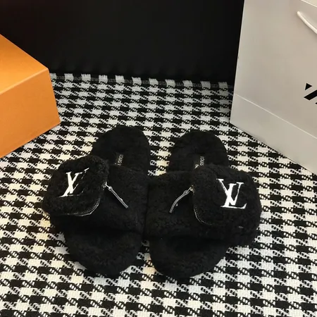 ルイヴィトン スリッパ