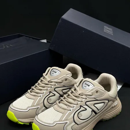 ディオール スニーカー