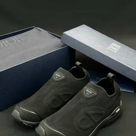 ディオール スニーカー