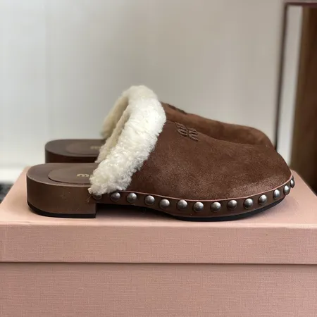 ミュウミュウ スリッパ