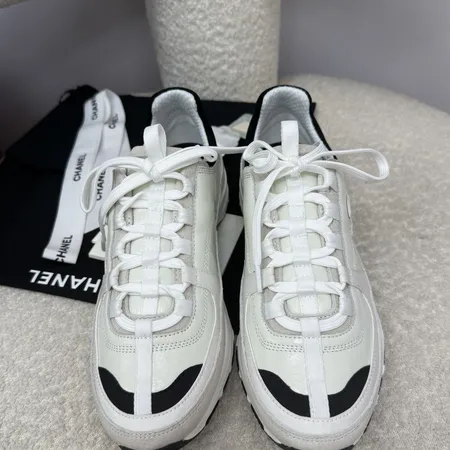 シャネル スニーカー