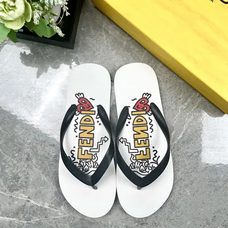 フェンディ スリッパ