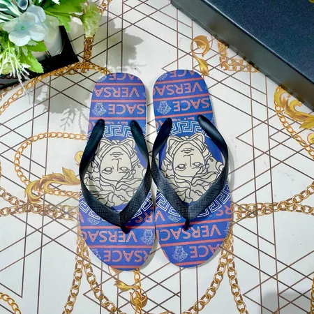 ヴェルサーチ スリッパ