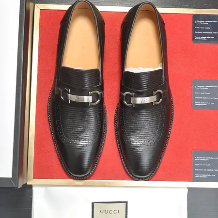 グッチ ビジネスシューズ