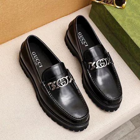 グッチ ビジネスシューズ