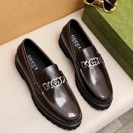 グッチ ビジネスシューズ