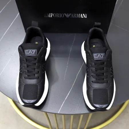 アルマーニ スニーカー